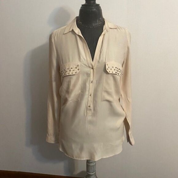 Zara Woman Cream Studded V-neck 1/2 button tunic, size S - Picture 1 of 3